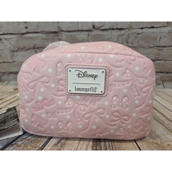 Loungefly Minnie Mouse Pink Makeup Bag With Bows NWT - Picture 4 of 5